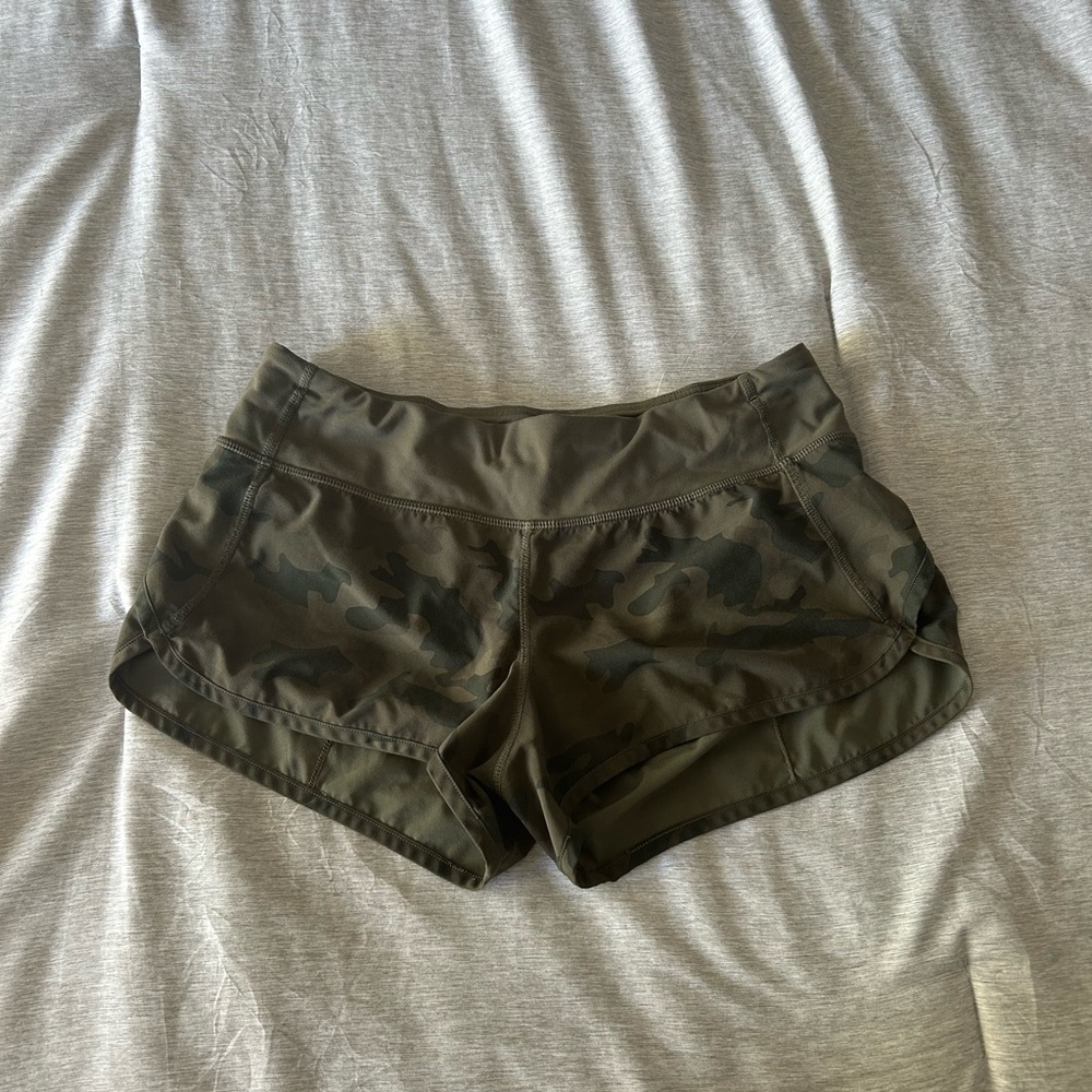 3 inch lululemon Speed Up shorts - camo